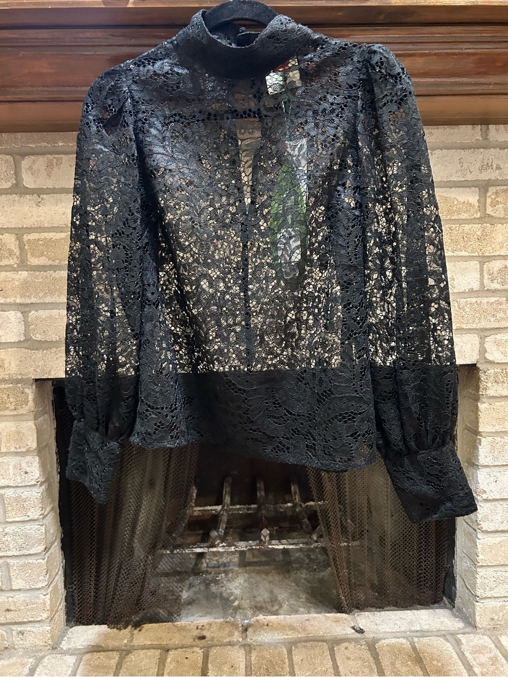 FARM Rio Black Floral Lace High-Neck Puff Sleeve Blouse